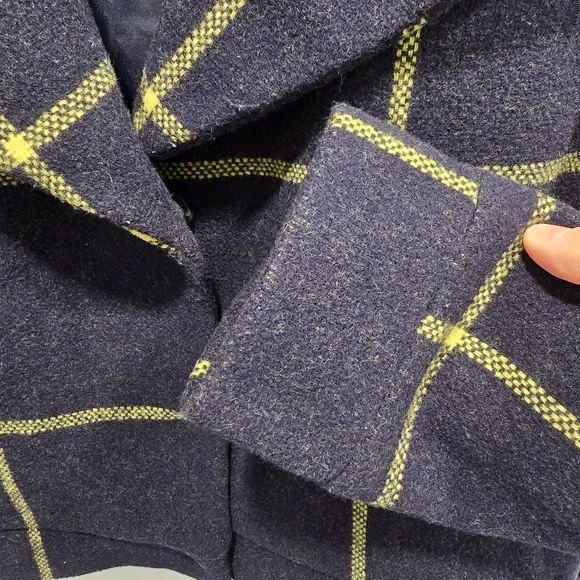 Bread n Butter Modern Cropped Check Wool Coat Size M - Picture 5 of 16